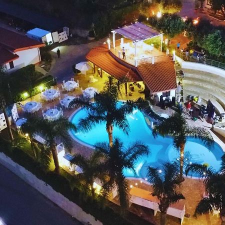 Residence Hotel La Taverna Capo Vaticano Kültér fotó