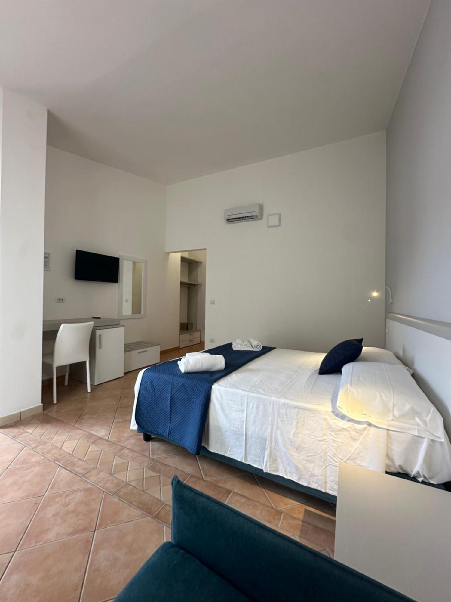 Residence Hotel La Taverna Capo Vaticano Kültér fotó