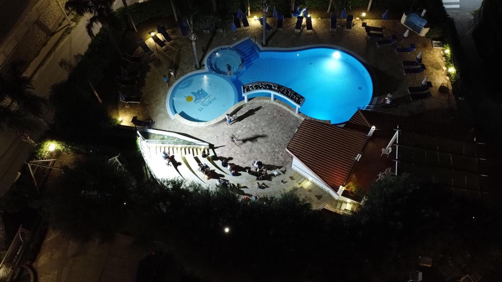 Residence Hotel La Taverna Capo Vaticano Kültér fotó