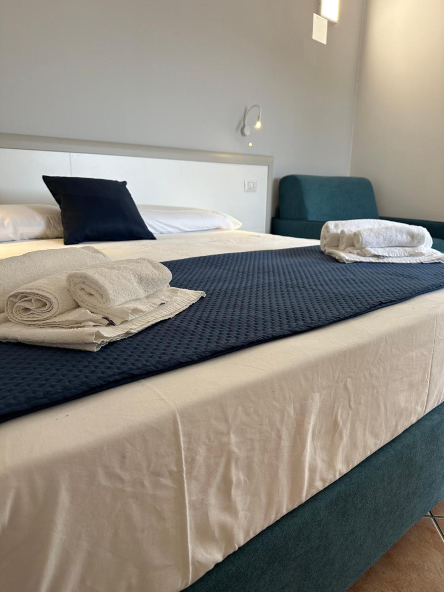 Residence Hotel La Taverna Capo Vaticano Kültér fotó