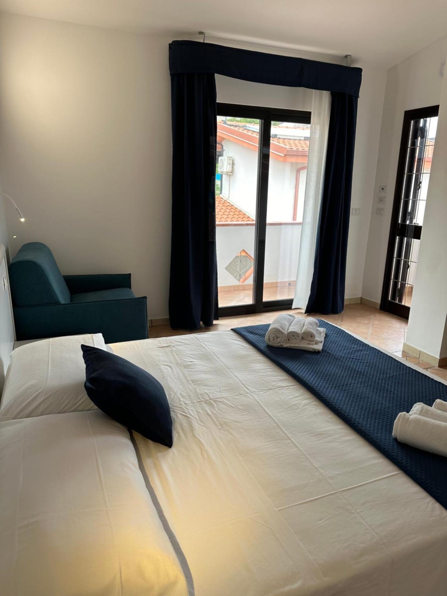 Residence Hotel La Taverna Capo Vaticano Kültér fotó