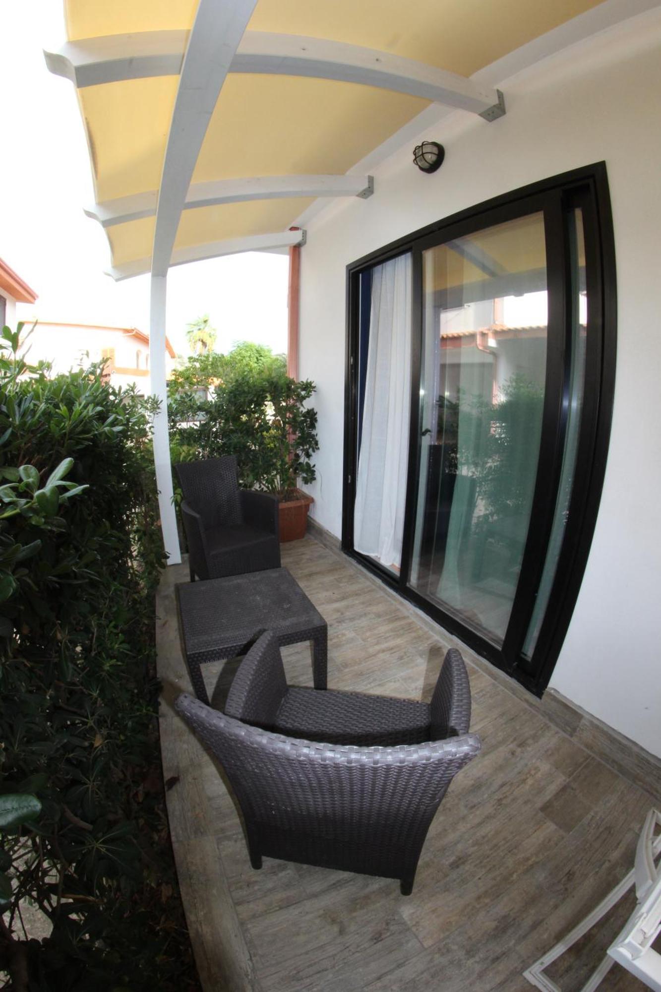 Residence Hotel La Taverna Capo Vaticano Kültér fotó