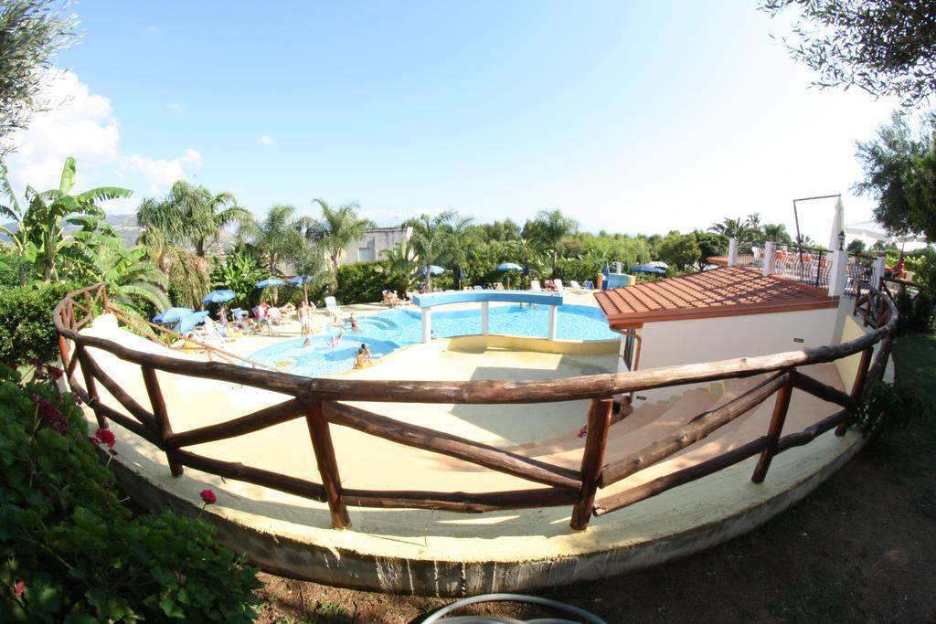 Residence Hotel La Taverna Capo Vaticano Kültér fotó