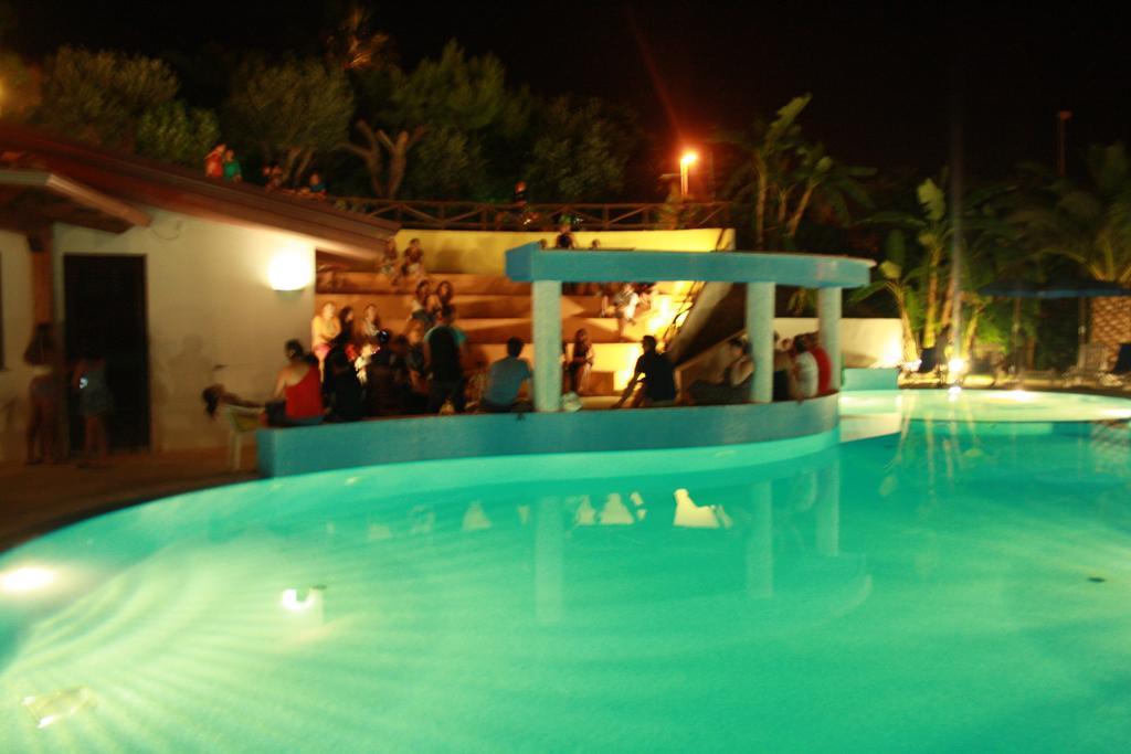 Residence Hotel La Taverna Capo Vaticano Kültér fotó