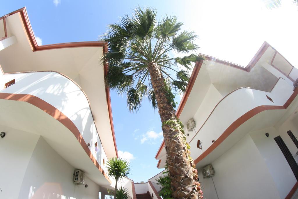 Residence Hotel La Taverna Capo Vaticano Kültér fotó